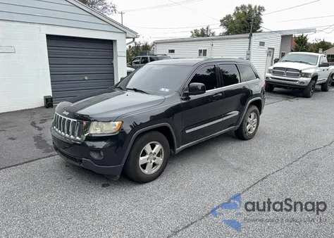 2011 Jeep Grand Cherokee Laredo из США, поврежденный, VIN 1J4RR4GG7BC596730